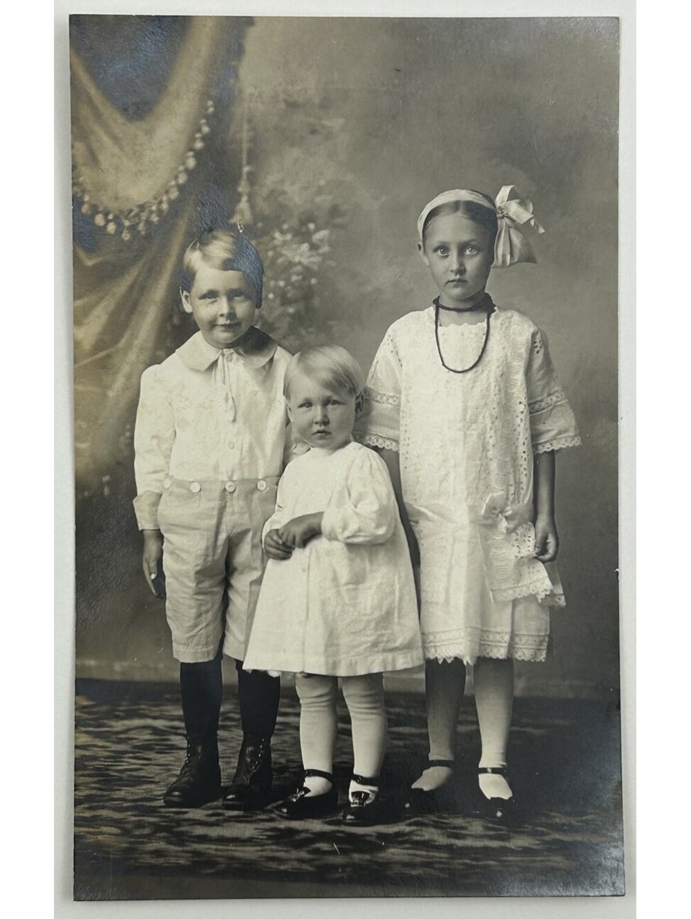 Antique RPPC Postcard Edwardian Children Family Portrait Saathoff Bloxham   E-12